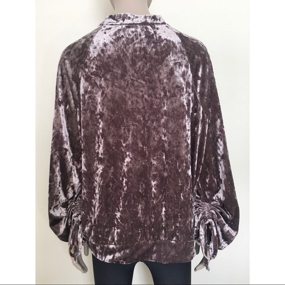 Ro & De Crushed Velvet Crewneck Pullover - Picture 5 of 12